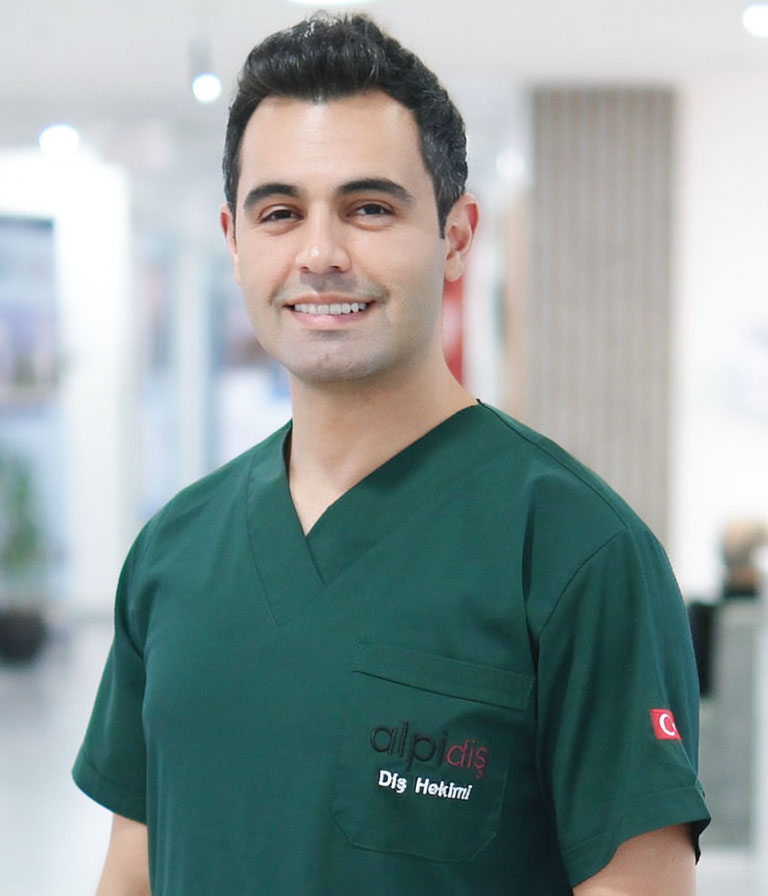 Uzm. Dt. Mustafa Boğaçhan İlhan