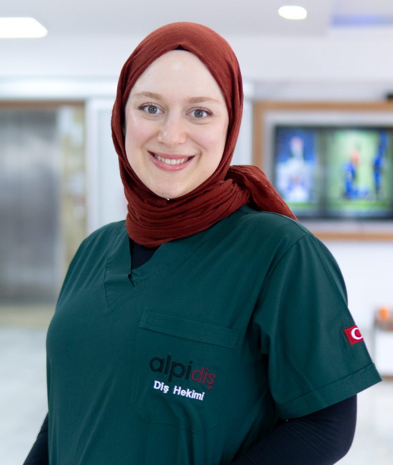 Dr. Dt. Rumeysa Balcı Karakurt